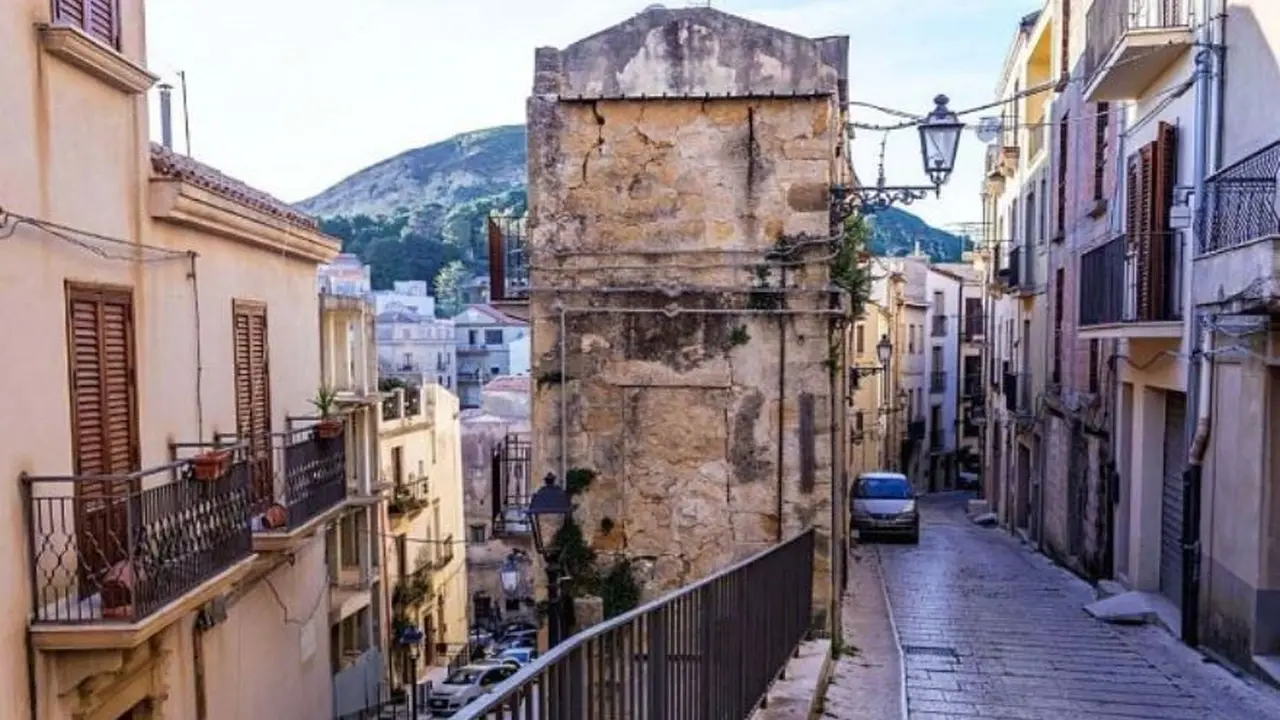 La mayoría de las casas ofrecidas se encuentran en el casco histórico del pueblo