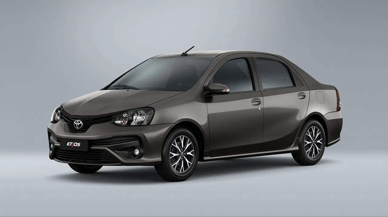 Toyota Etios, otro modelo para comprar por plan.