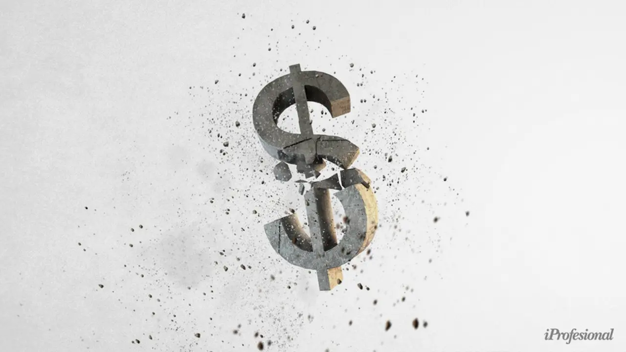 Se incrementan los riesgos a que siga la fuga de capitales y la dolarización de portafolios