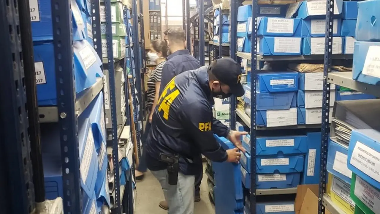 Así operaba la banda de contadores que tenía una usina de facturas truchas por más de $1.900 millones