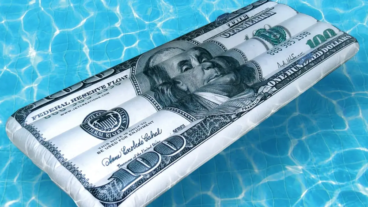 Gran parte de los ahorristas buscaron dolarizarse y los incrementos en el precio de la divisa le dieron la razón.