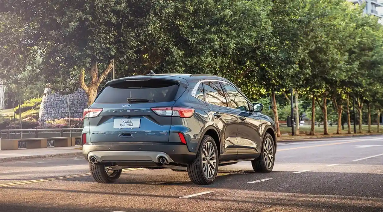 Ford Kuga, con un baúl de 518 litros.