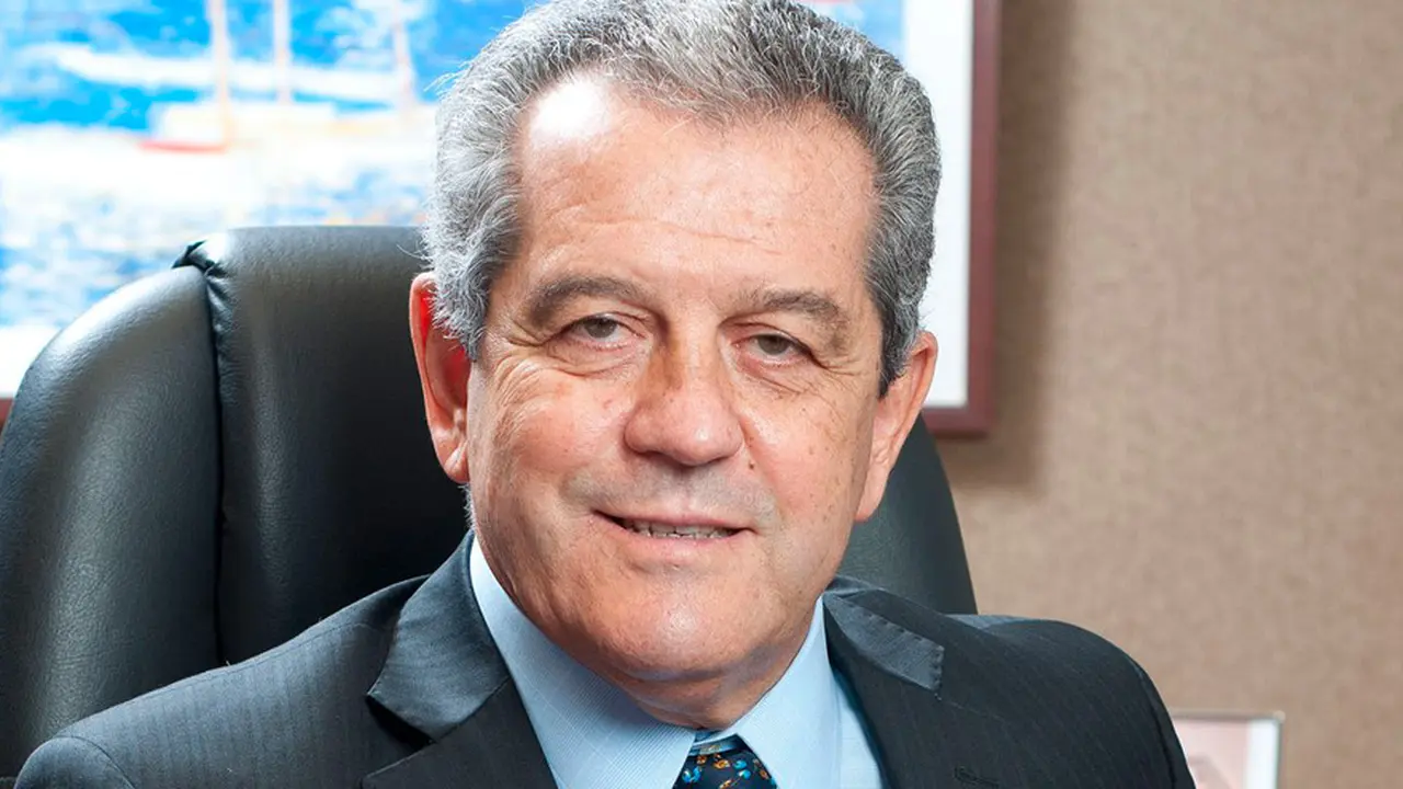 Por qué la plata de los aguinaldos puede presionar al dólar y acelerar la devaluación en diciembre, según el empresario Miguel Blanco