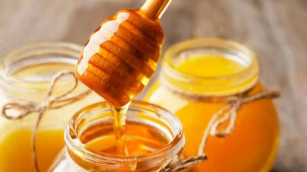 La miel es uno de los alimentos que se encuentra dentro de este listado