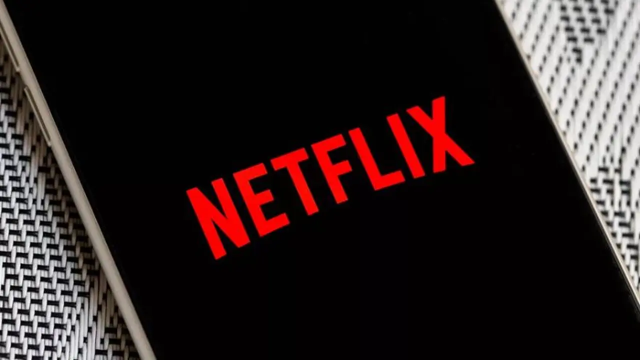 Gambito de dama se puede ver en Netflix