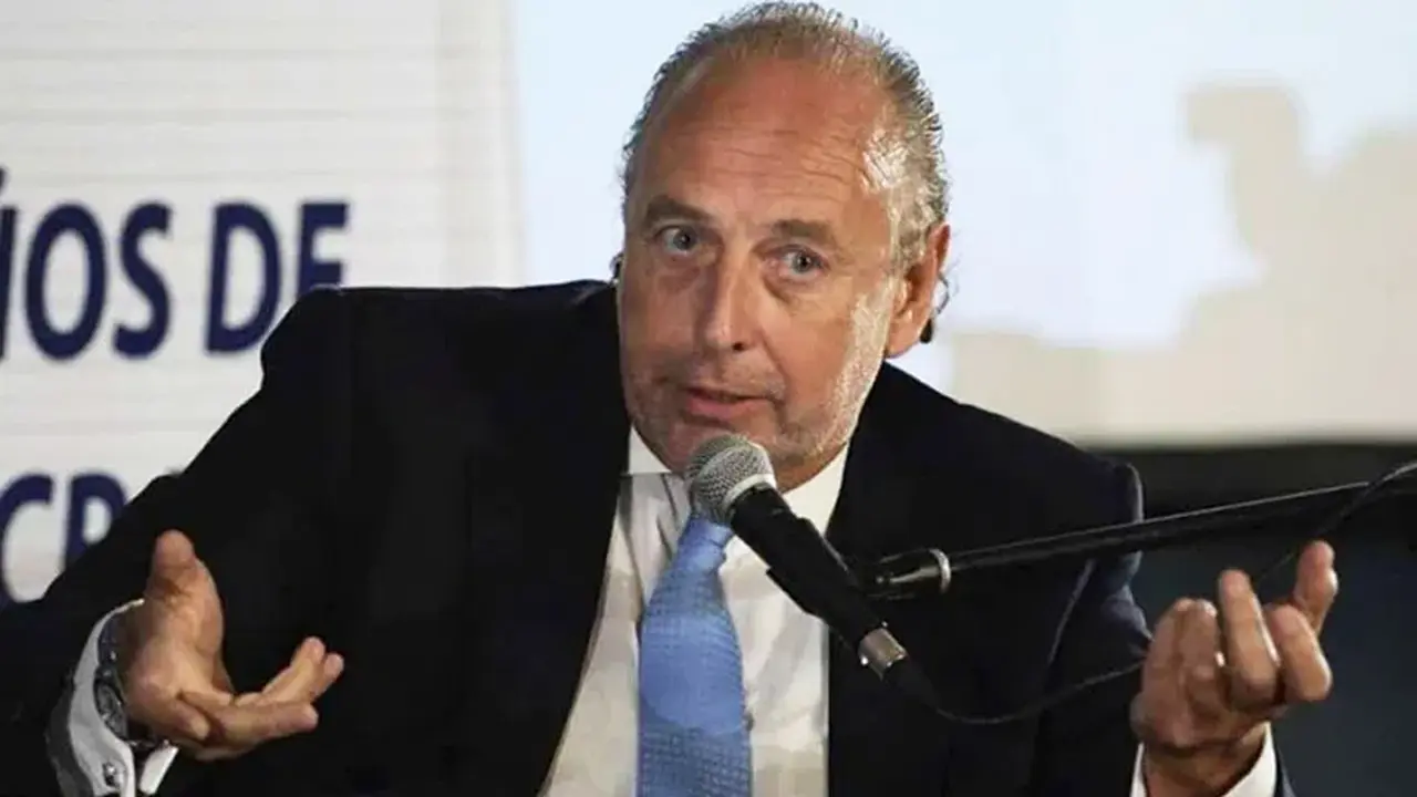 José Luis Manzano, con creciente presencia en el ámbito de la energía.