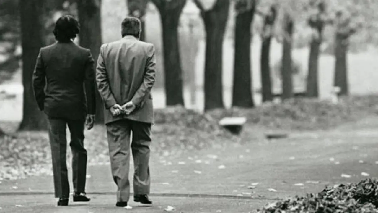 Alfonsín junto a Carlos Menem, durante el llamado 