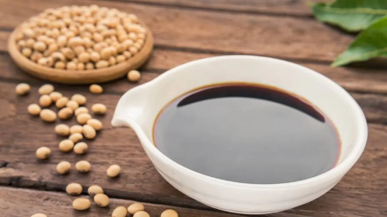 La salsa de soja es tradicional de la gastronomía asiática
