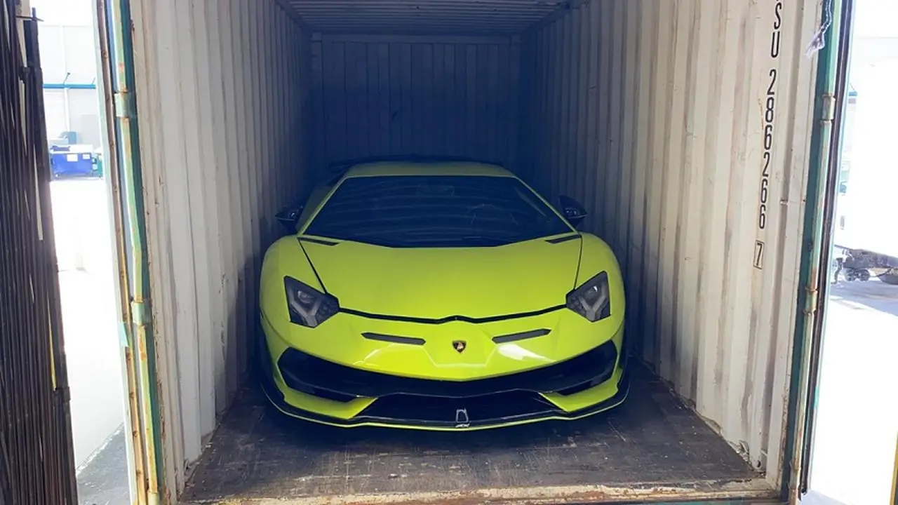 El Lamborghini, rumbo a Punta del Este.