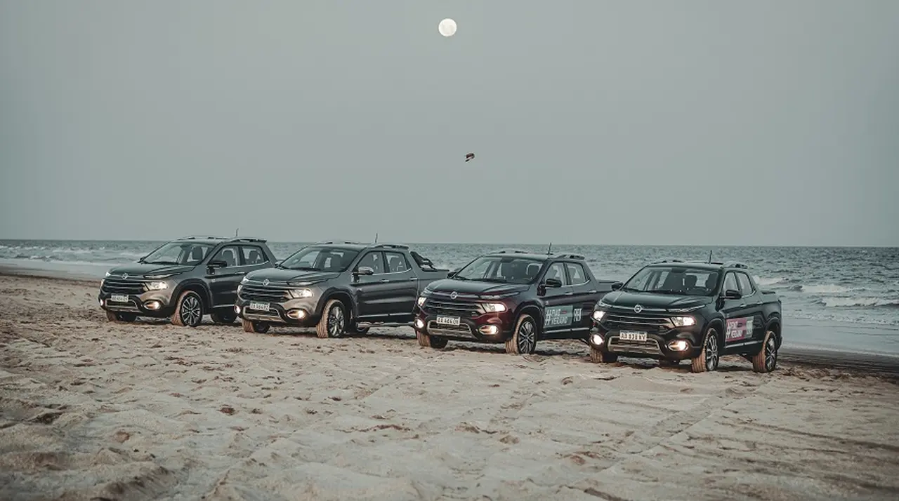 Fiat Toro, en diferentes versiones.