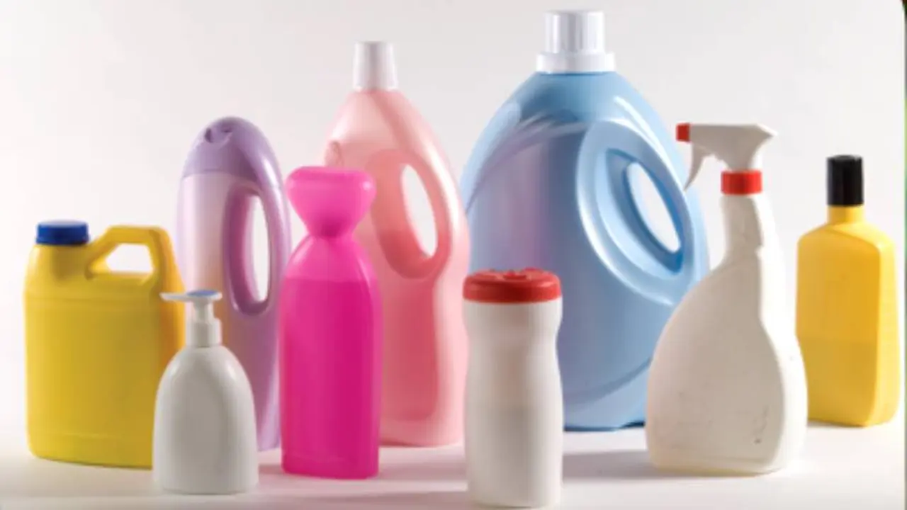 Las botellas de plástico de productos de limpieza son de este material y se pueden reciclar