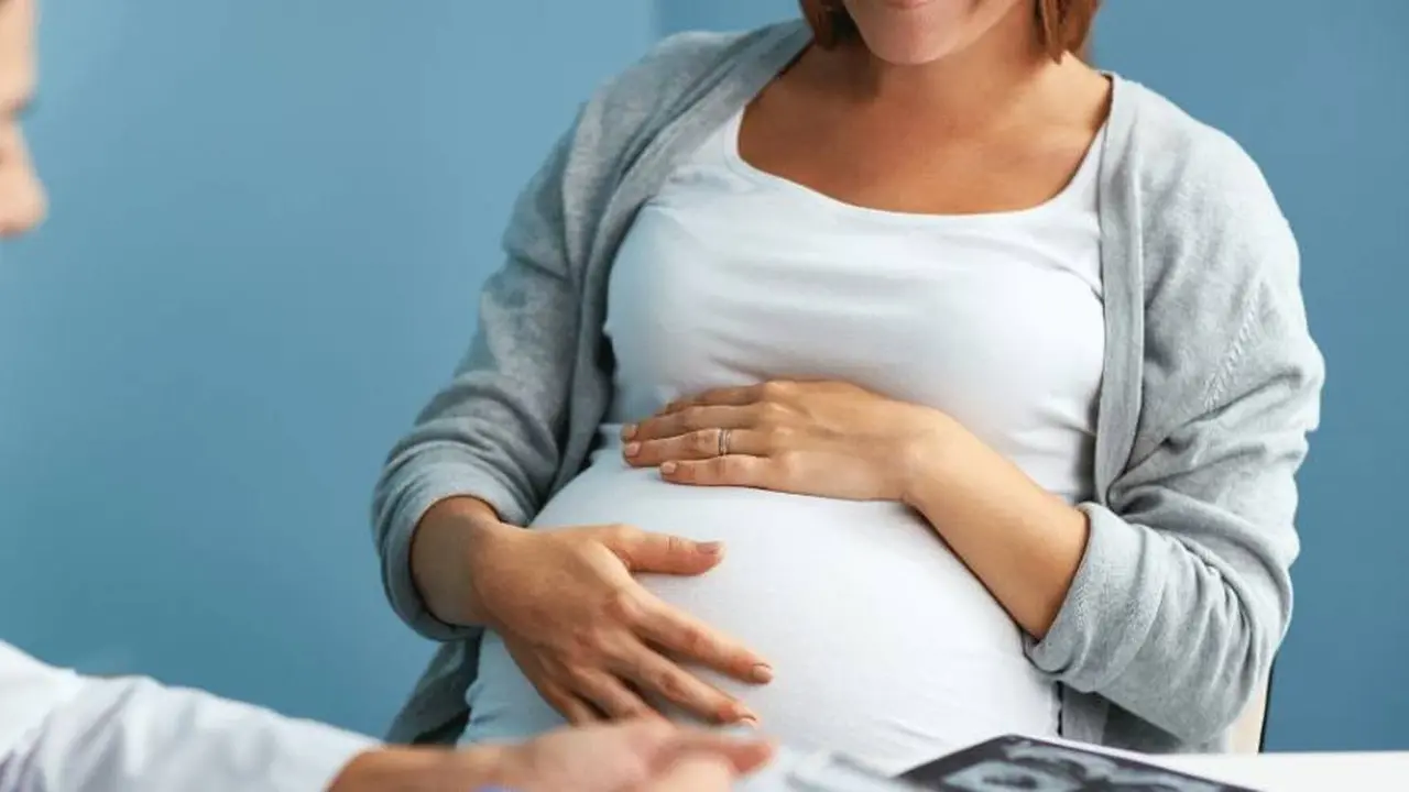 Ordenan a una obra social cubrir un tratamiento de fertilidad de alta complejidad