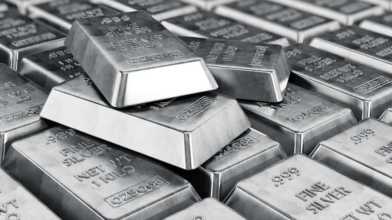 Plata imparable: el ETF que ya ganó más de 70% en 2025 y cómo subirse desde Argentina sin abrir cuenta afuera