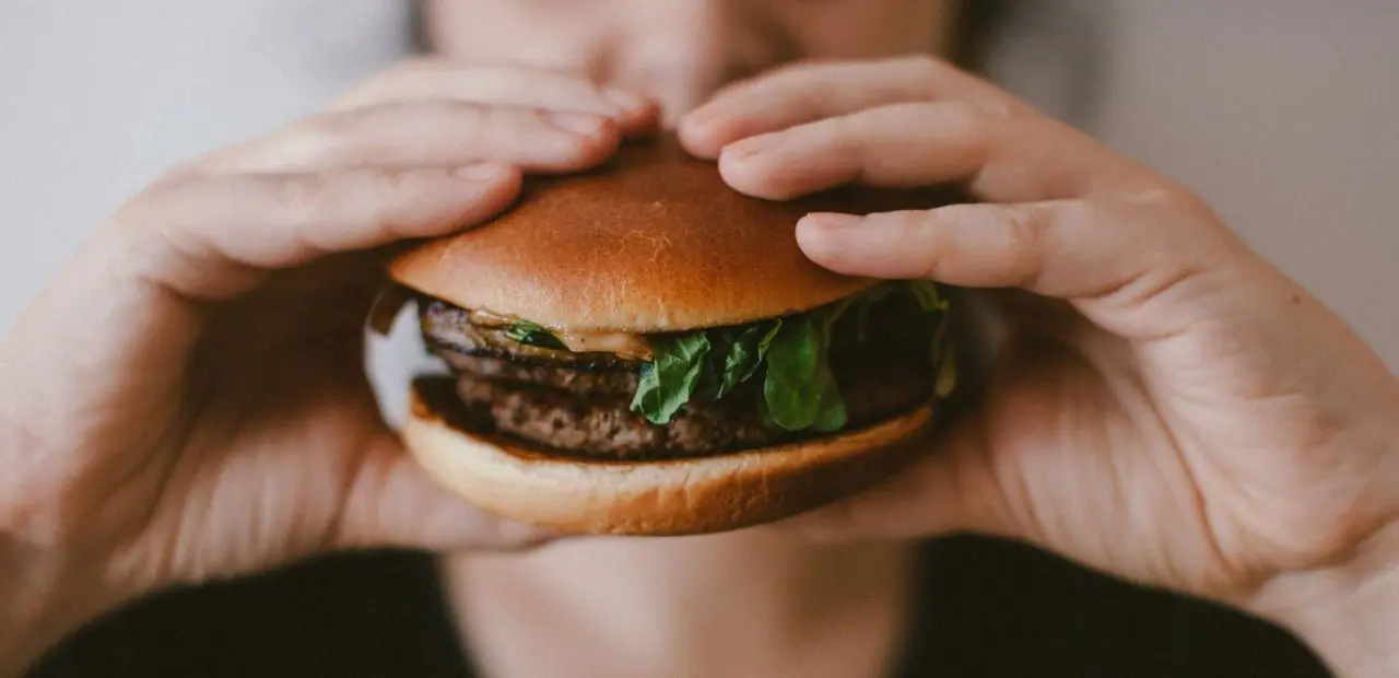 ¿Tenés hambre todo el tiempo? 5 trucos para evitar comer en exceso