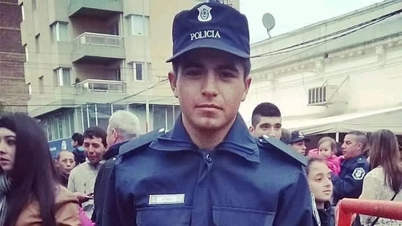 Matías Ezequiel Martínez está detenido por el femicidio de su exnovia, Úrsula Bahilloº