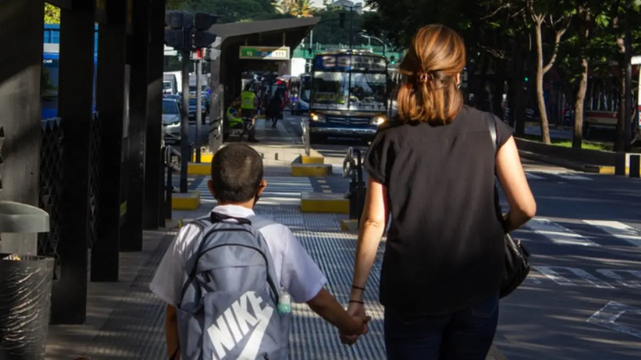 Sólo 2.040 personas se anotaron para pagar el boleto de trenes y colectivos sin subsidios.