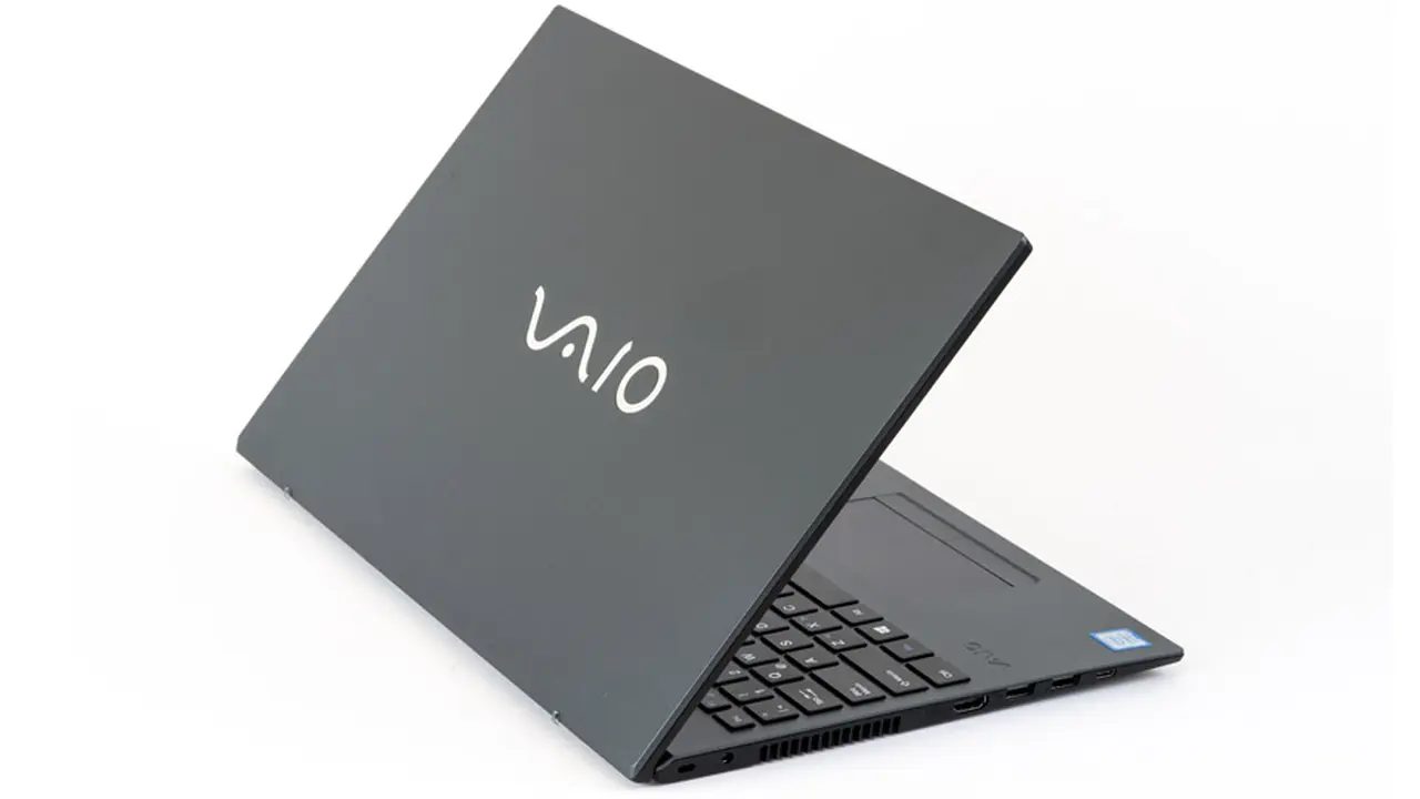 Vaio: por fuera, buen diseño; por dentro, procesador Core i7.