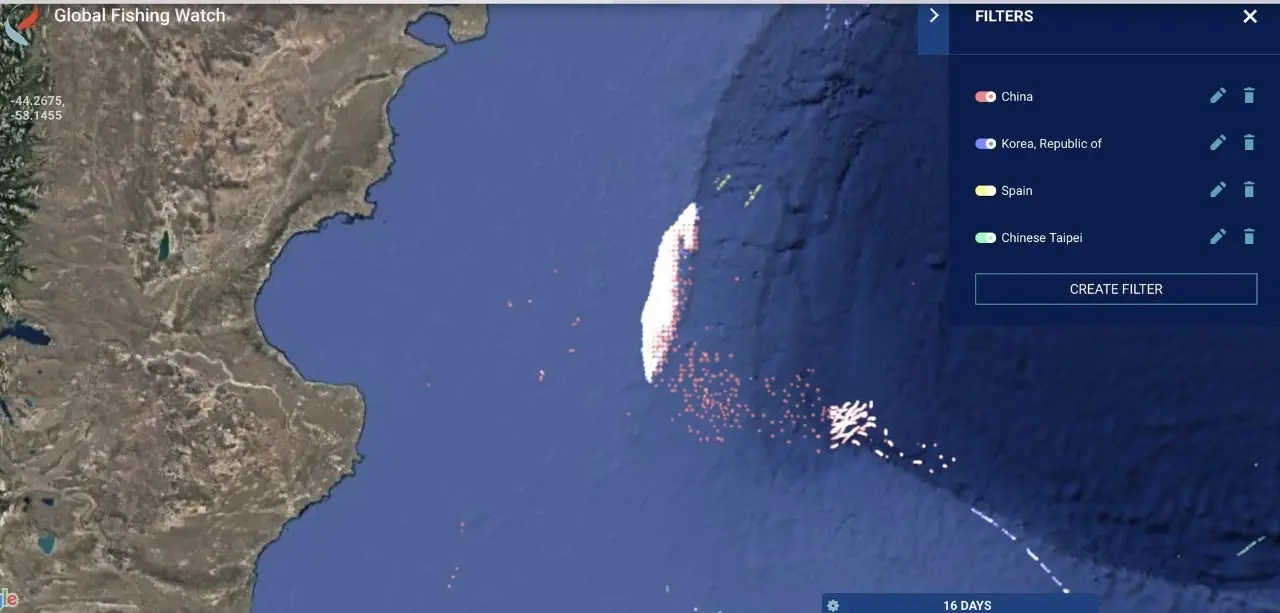 La flota de pesca ilegal se concentra hoy al borde la zona económica exclusiva -imagen gentileza Milko 