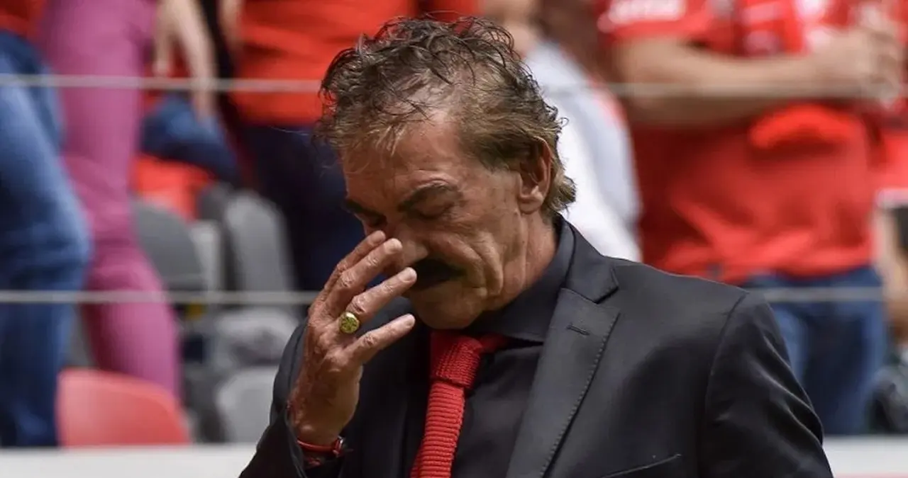 Problemas para Ricardo La Volpe: puede ir preso por acoso sexual