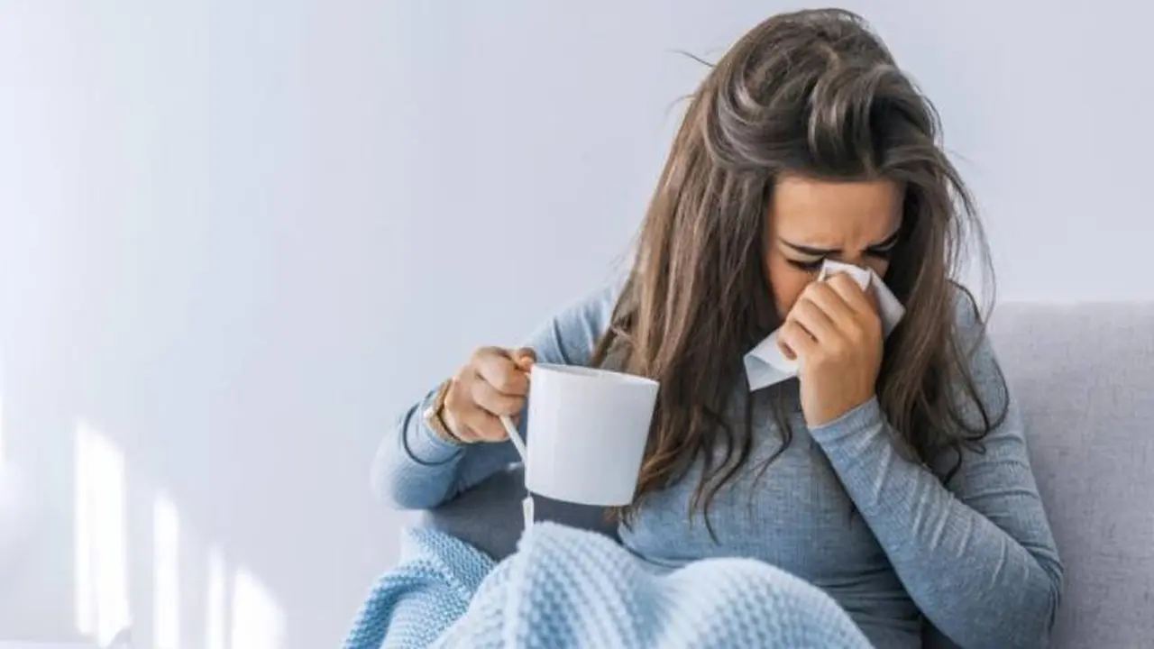 Fiebre, tos, secreción nasal, malestar corporal y cansancio son algunos de los síntomas que comparten el Covid-19 y la gripe