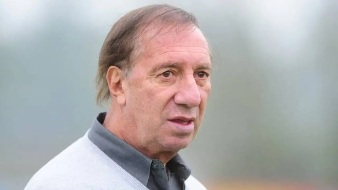 "Veo muchas banderas de Diego, ¿qué pasa?": la pregunta que le hizo Carlos Bilardo a su hermano