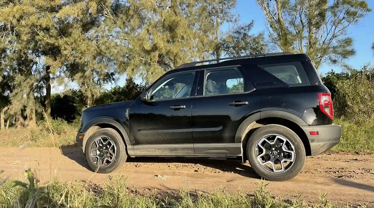 Ford Bronco Big Bend, con casi 5 metros de largo.