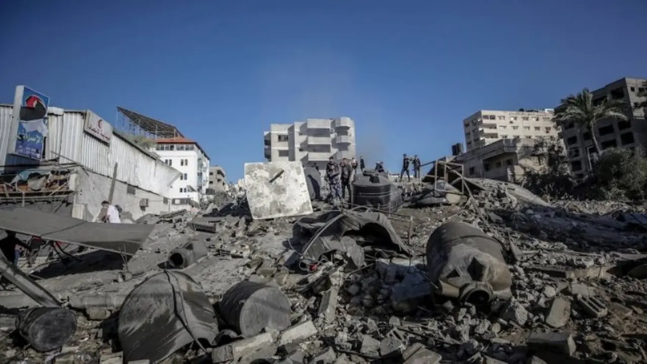 Ascienden a 197 los muertos en Gaza mientras Israel anuncia el ataque a 9 casas de comandantes de Hamás