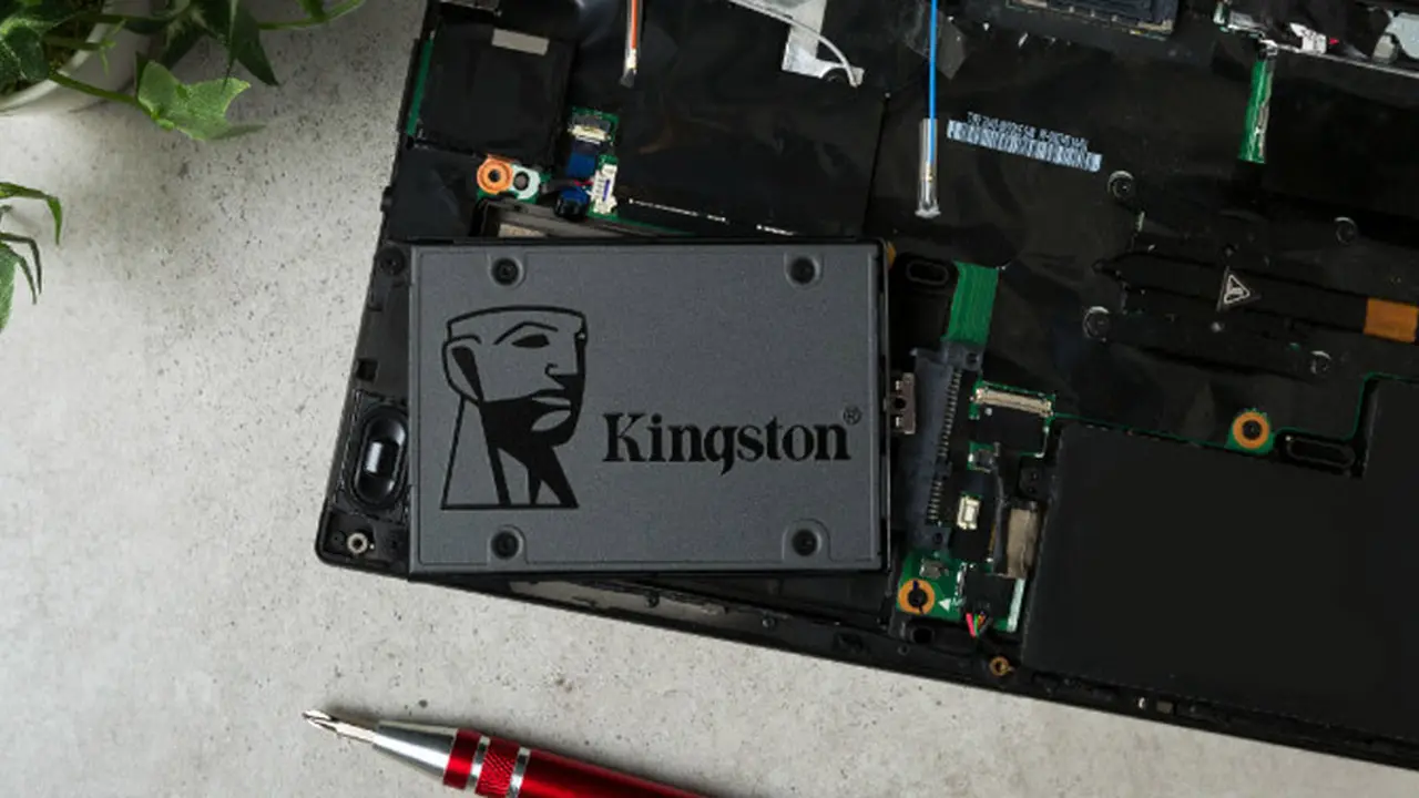 El sistema operativo y todos los datos del HDD de una notebook se pueden 
