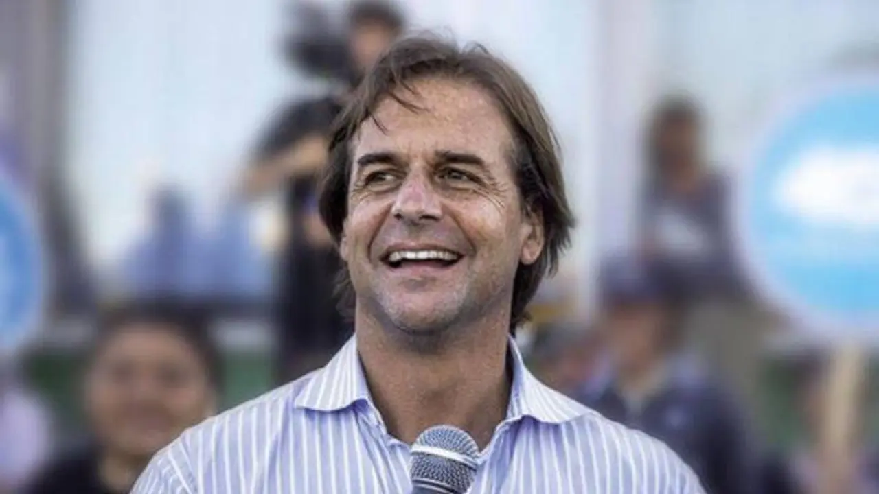 El presidente de Uruguay, Luis Lacalle Pou, recientemente que el gobierno podía abrir las fronteras a personas inmunizadas