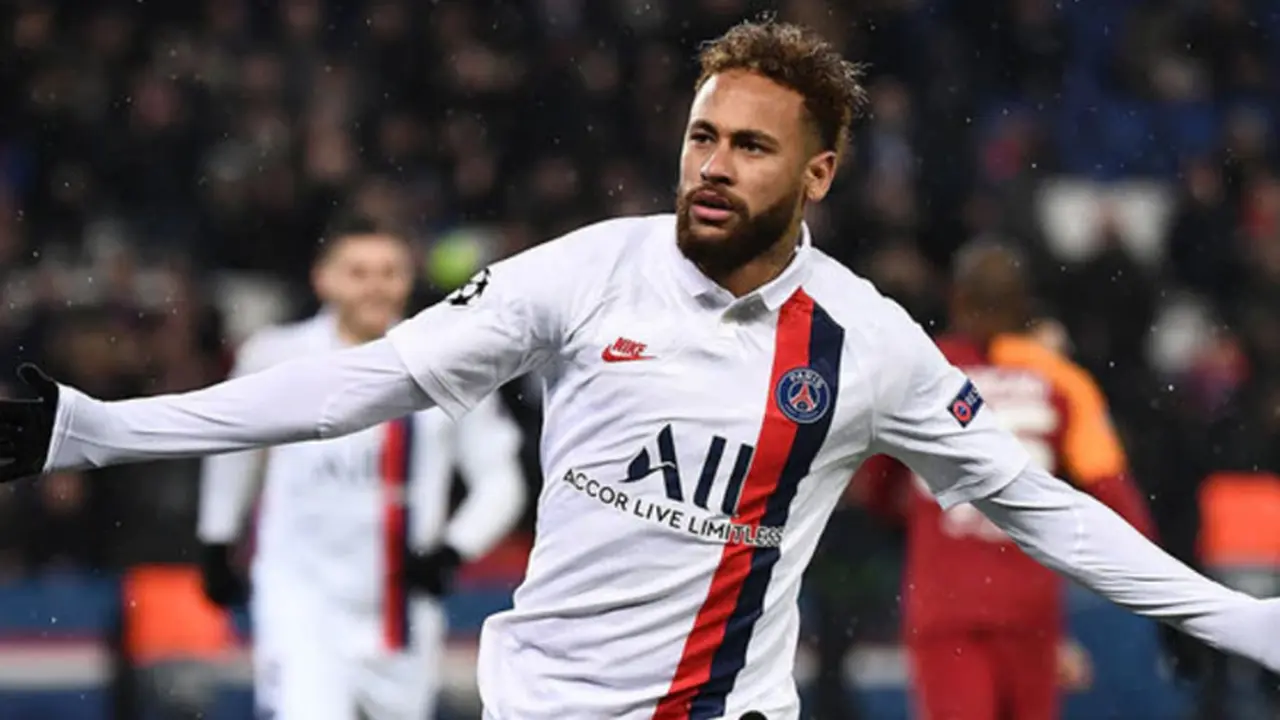 Pese al reupdio, Neymar tendrá que seguir usando indumentaria de Nike.