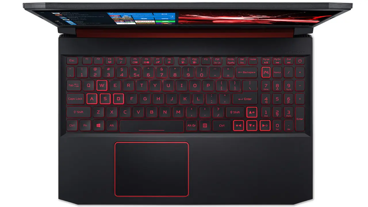 Teclados coloridos, hardware potente y refrigeración mejorada, características usuales en las notebooks para juegos.
