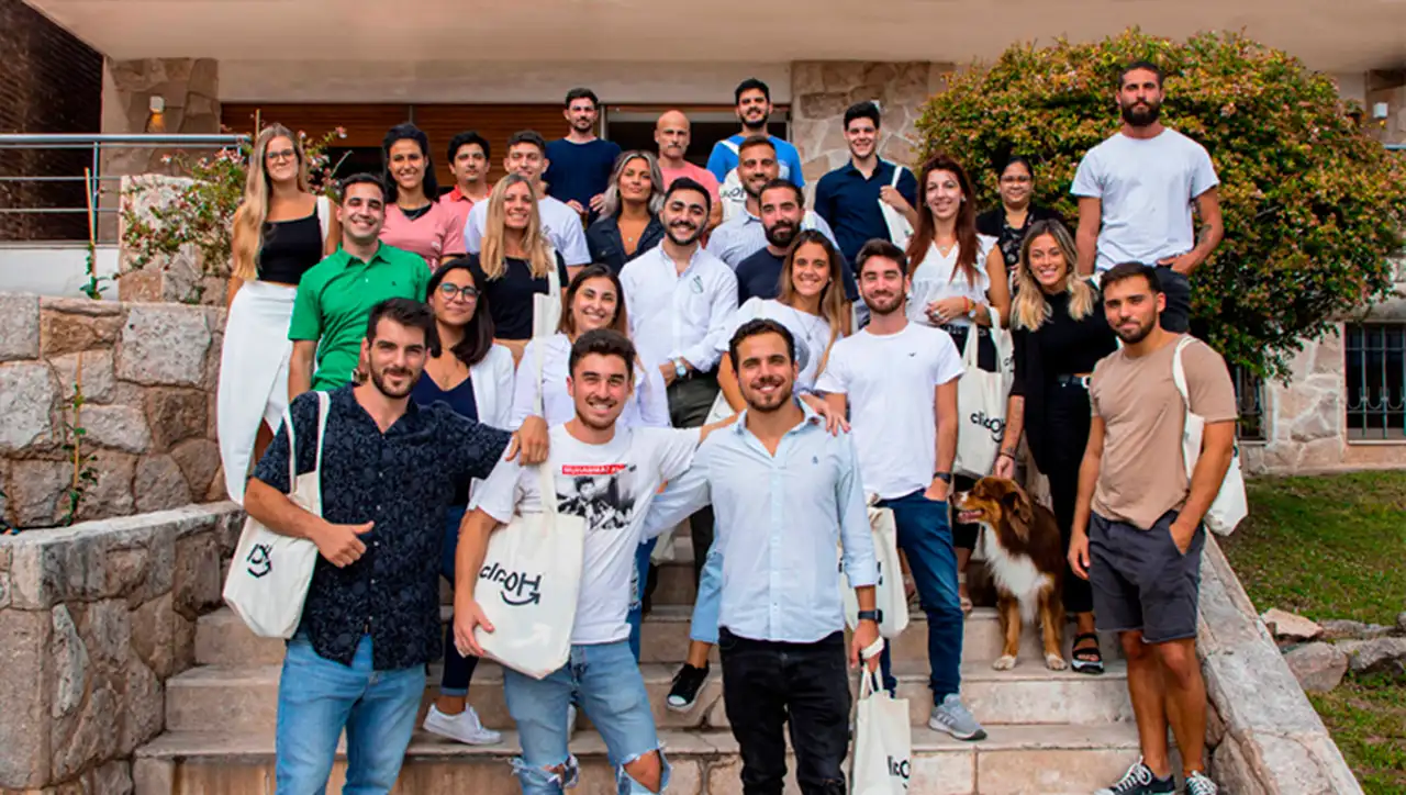 una plataforma tecnológica para tercerizar toda la logística de empresas de ecommerce y entregar los productos en menos de 24hs en las principales ciudades del país