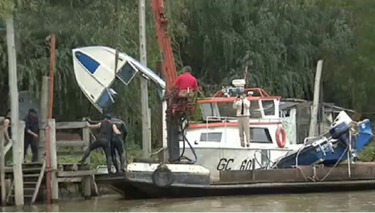 El trágico episodio ocurrió el 23 de marzo de 2018, en el Delta del Tigre. Esa noche, Beccar Varela conducía su lancha 
