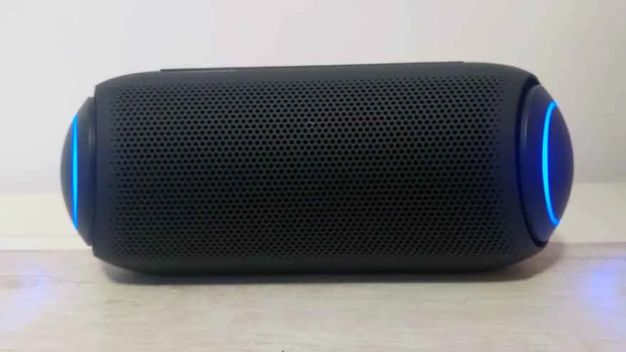 Los colores en los extremos rotan de acuerdo a la música.