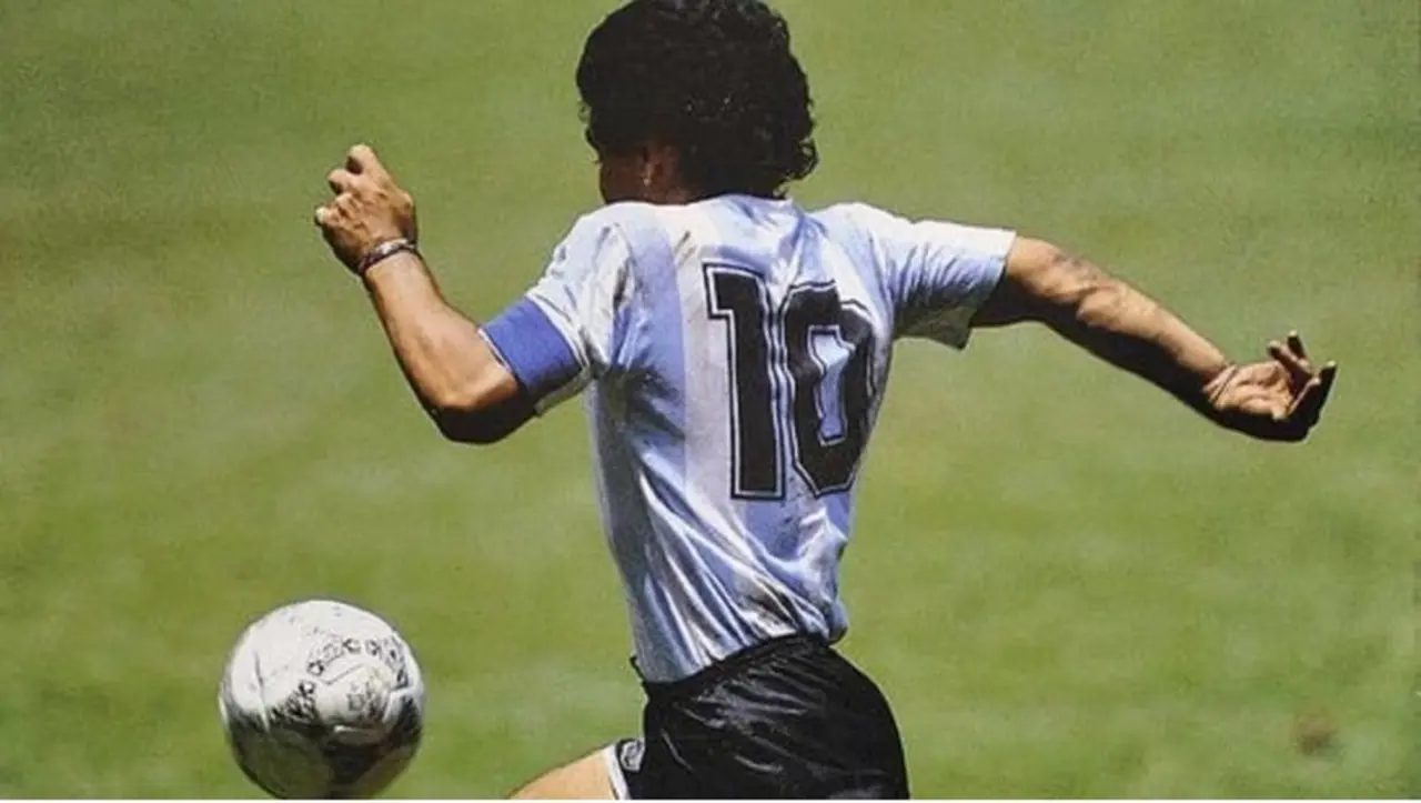 Maradona y la Azteca, un romance eterno que nació hace 35 años