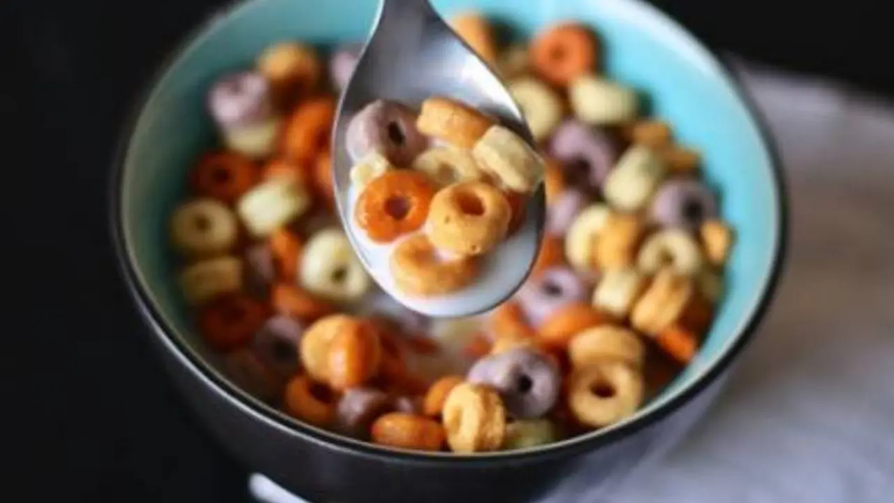 Muchos cereales pueden ser comida chatarra, dado que contienen grandes cantidades de azúcar y otros ingredientes poco saludables