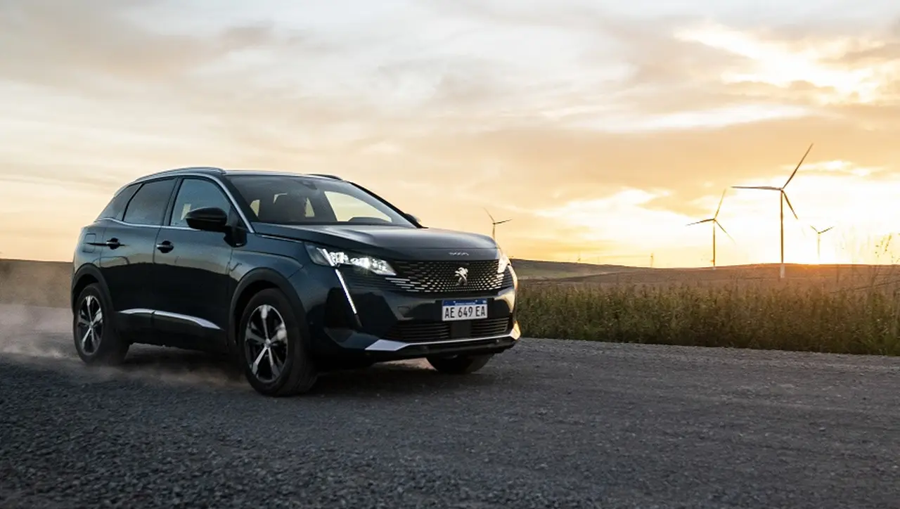 Nuevo Peugeot 3008, cambio en el diseño y más tecnología.