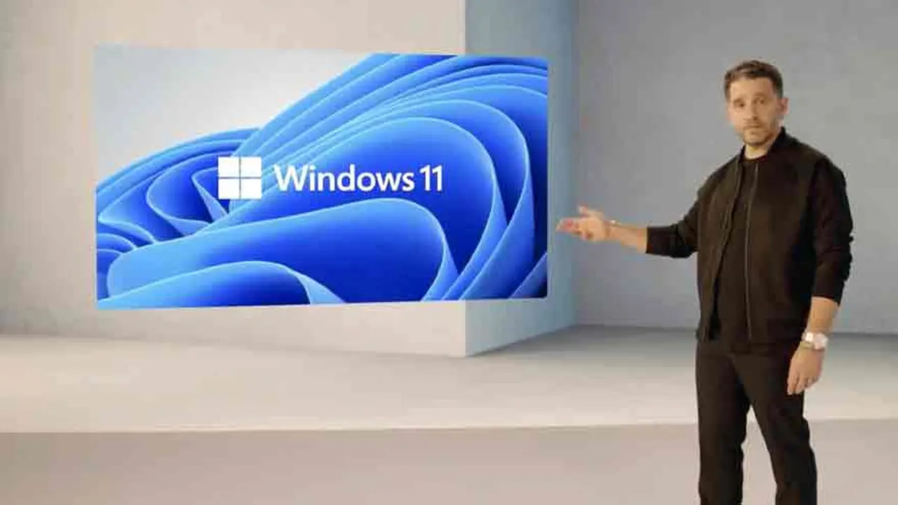 El jefe de Windows, Panos Panay, en la presentación virtual 