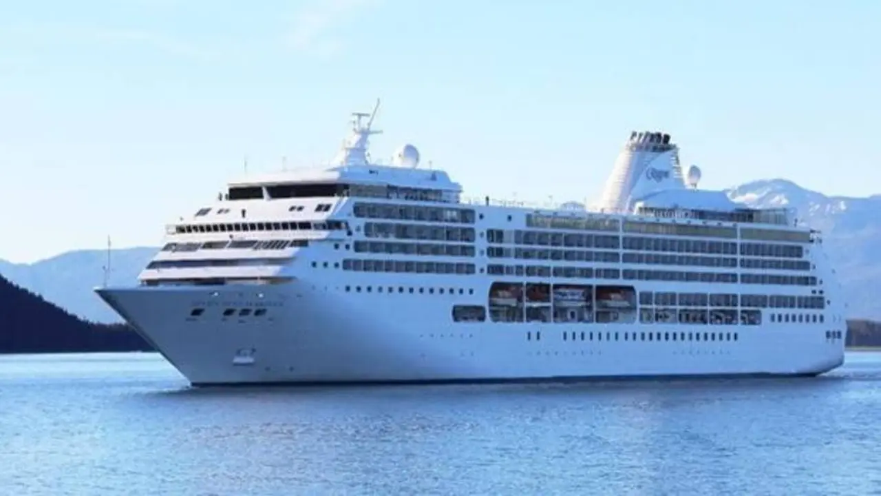 Scioli anunció gestiones para que Mar del Plata comience a recibir cruceros internacionales