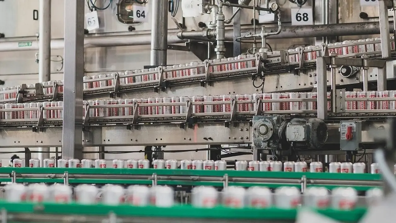 Cómo hizo CCU para ahorrar casi un 50% de agua y aumentar su producción