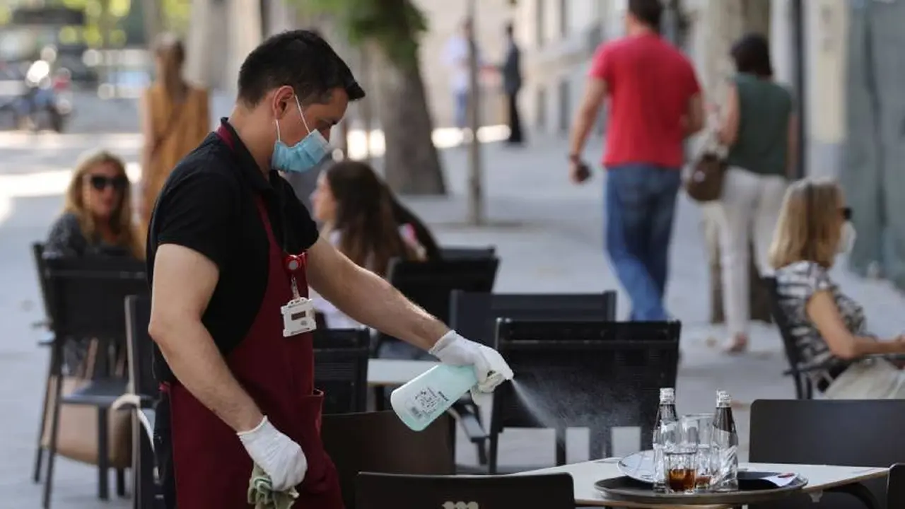 Este municipio de Zona Norte empieza a pedir certificado de vacunación en bares: ¿cuál es y desde cuándo?