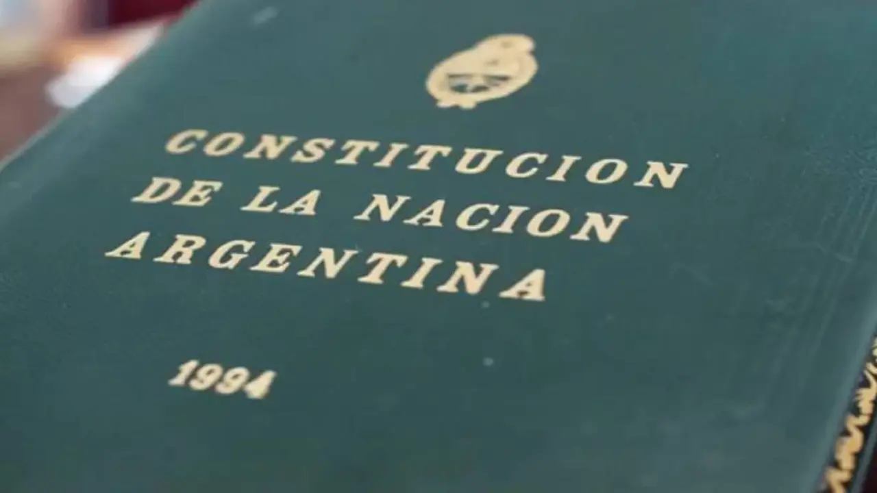 Los pagos a cuenta de Massa atentan contra principios constitucionales