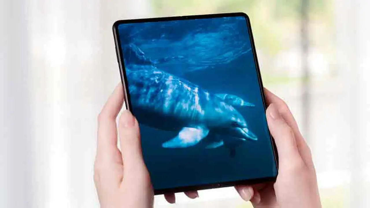 La pantalla abierta del Z Flip3 es de 7,6 pulgadas.