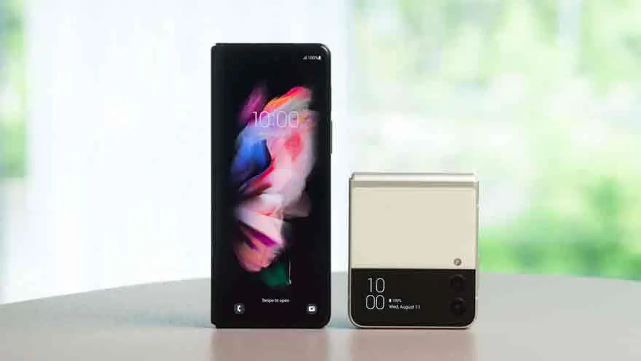 A la izquierda, el Z Fold3; y a la derecha, el Z Flip3. 