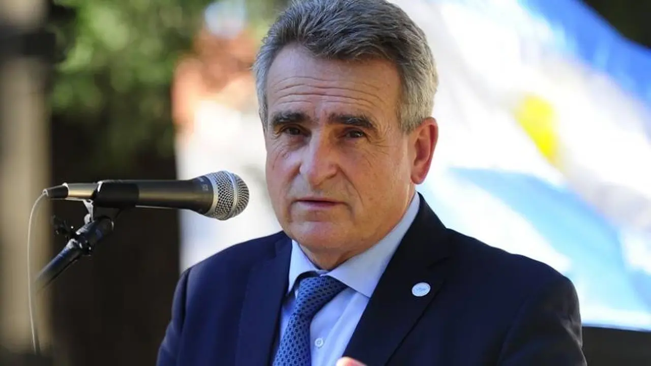 Agustín Rossi anunció el proyecto