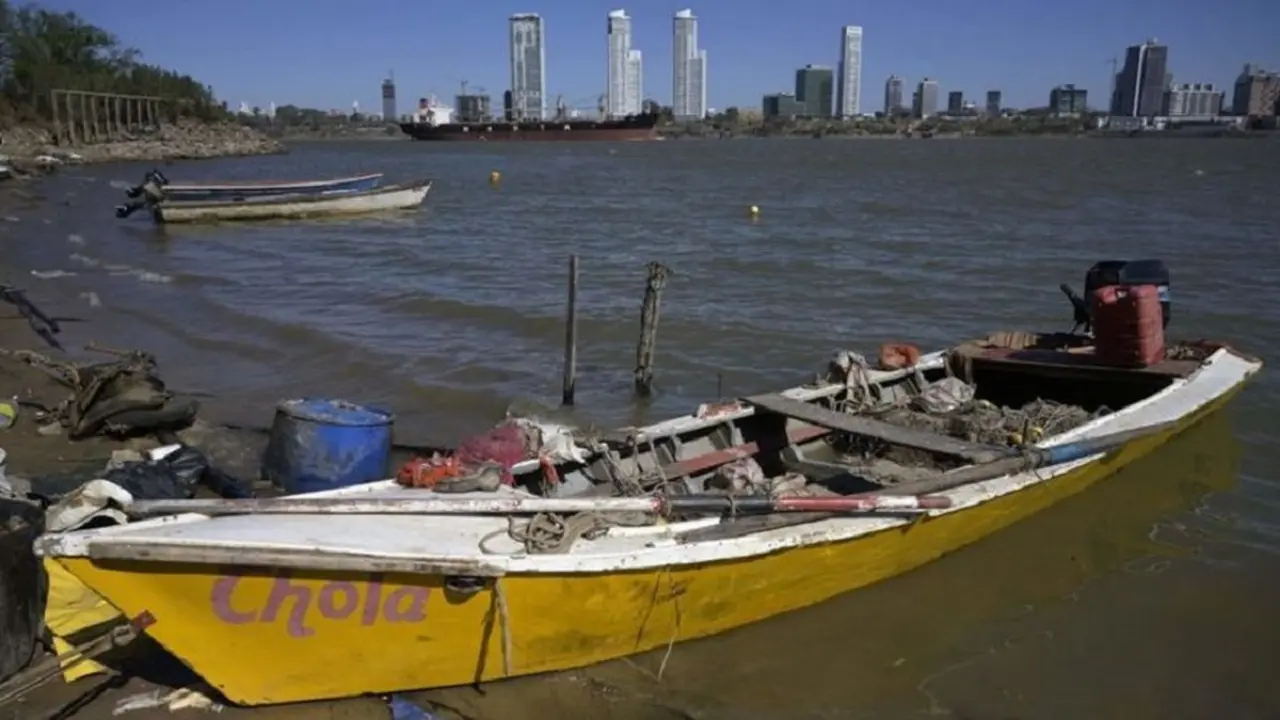 Muchos pescadores se ven imposibilitados de salir a trabajar.