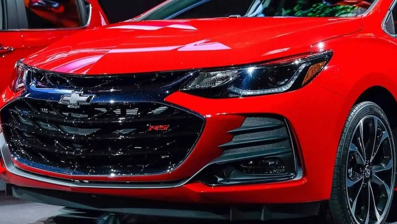 Chevrolet Cruze RS, con un impactante frontal.