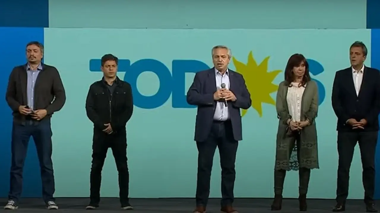 El gesto de malhumor de Cristina Kirchner, una síntesis perfecta de la jornada electoral del Gobierno: reproches internos y reclamos de cambio de rumbo
