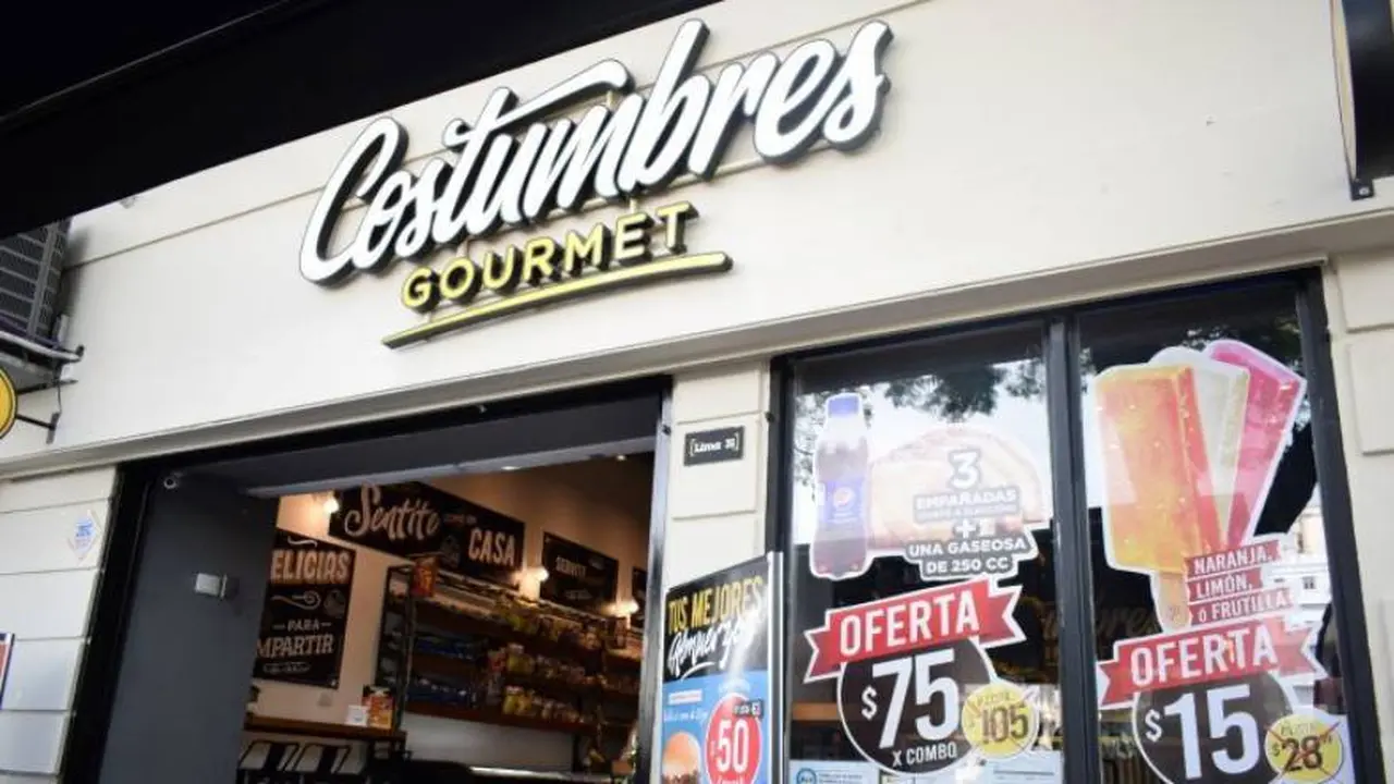 Costumbres Argentinas se instaló en Montevideo valora la 