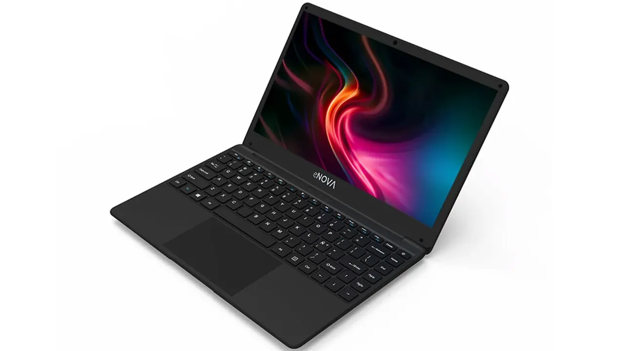 Así lucen las notebooks enova con procesadores Core i3 o Core i5.
